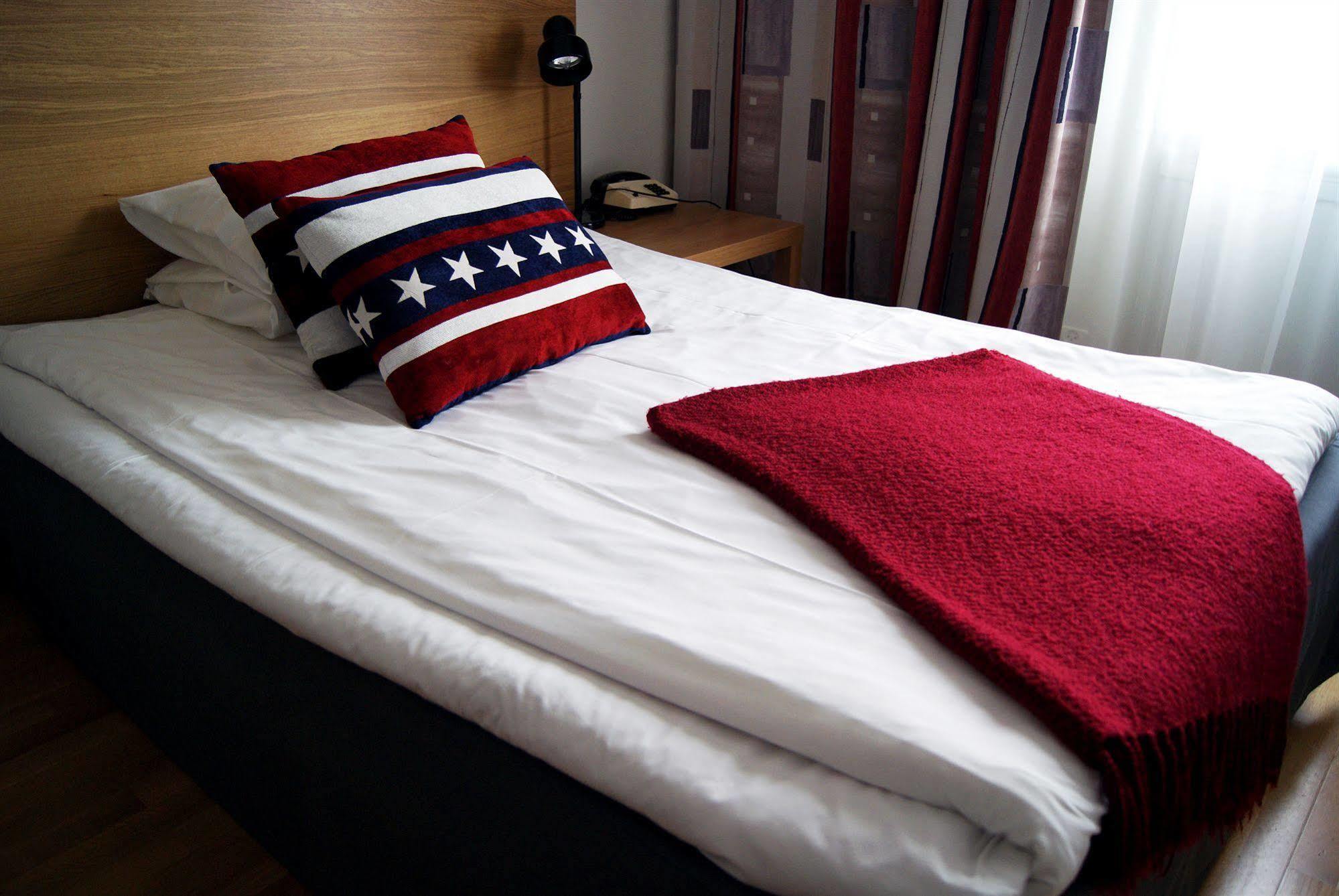 Sure Hotel By Best Western City Jonkoping Bagian luar foto